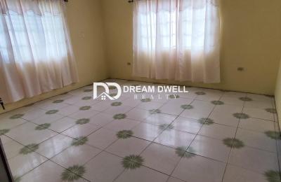 Valencia House For Sale